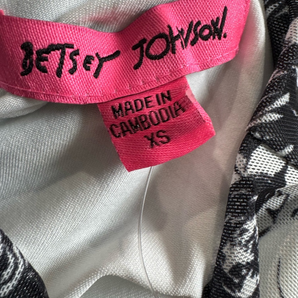 NWT-Betsy Johnson Midi Dress - Picture 10 of 10